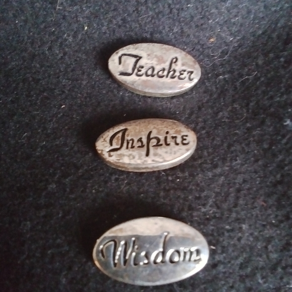 "Teacher" Metal Charms - Picture 3 of 4